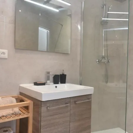 T2 In The Historic Center Of