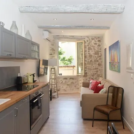 Apartman T2 In The Historic Center Of